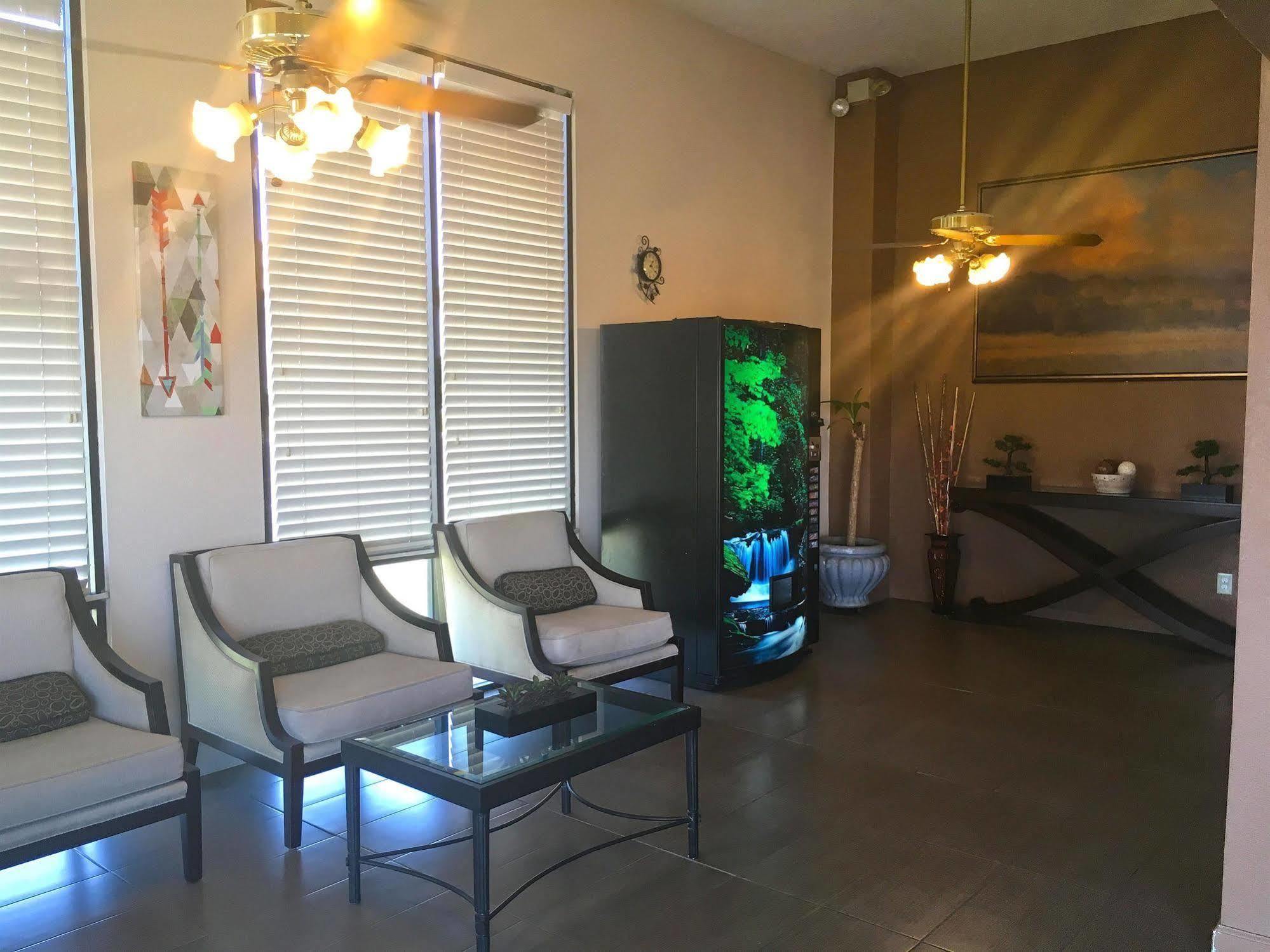Studio 6 Suites Delano, Ca Екстер'єр фото
